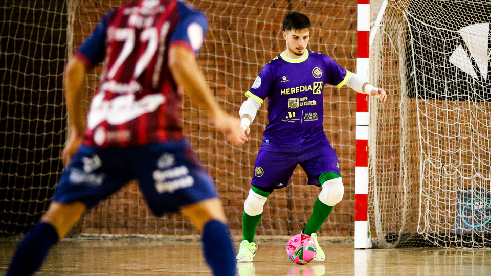Ale Fuentes completa la portería