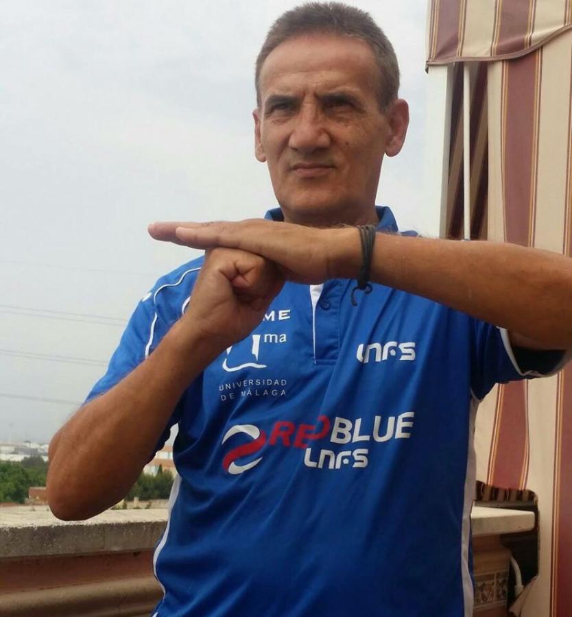 El CD UMA Antequera cierra un año mágico con el galardón a Moli como mejor entrenador de 2ª División en la temporada 2014-15