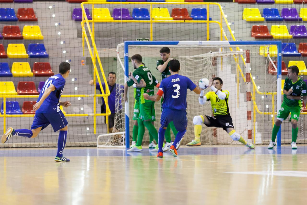 CD UMA ANTEQUERA, EQUIPO MENOS GOLEADO DE SEGUNDA DIVISIÓN