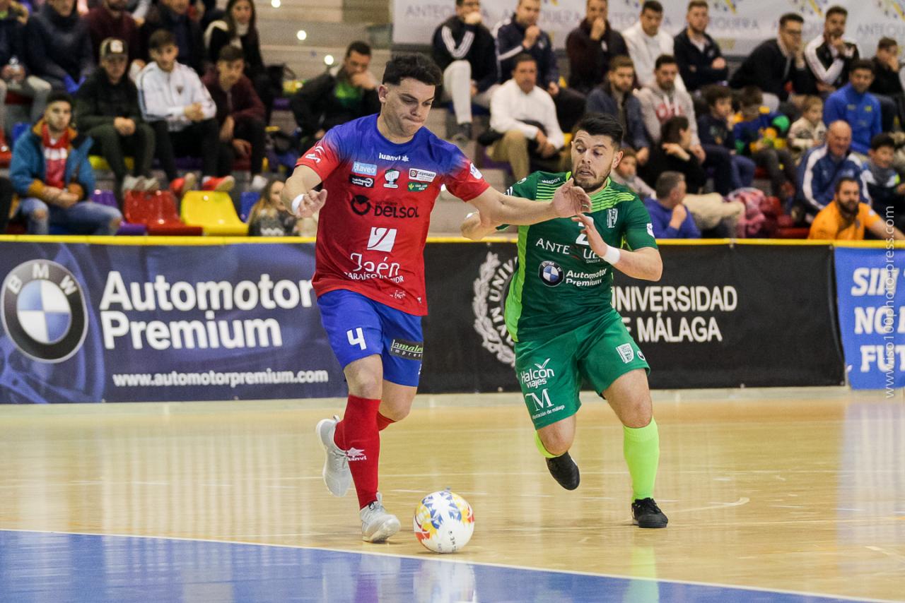 Sin suerte en el derbi andaluz con Mengíbar (2-2)