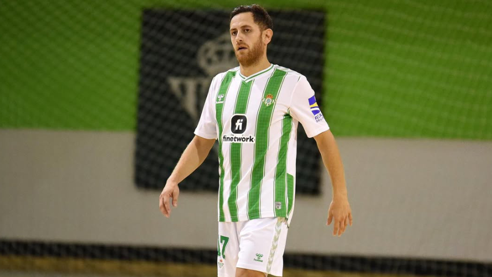Rafa López, carácter y experiencia para reforzar el plantel