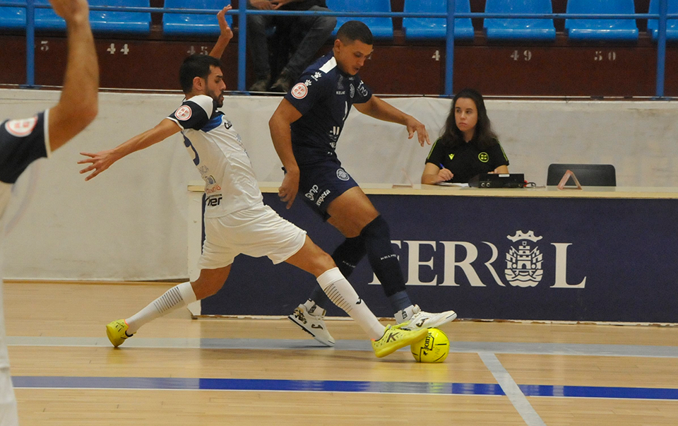 Sin puntos en la primera jornada (4-3)