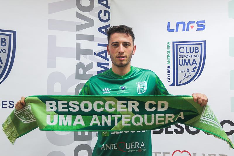 Fernando Cobarro, nuevo jugador del BeSoccer CD UMA Antequera