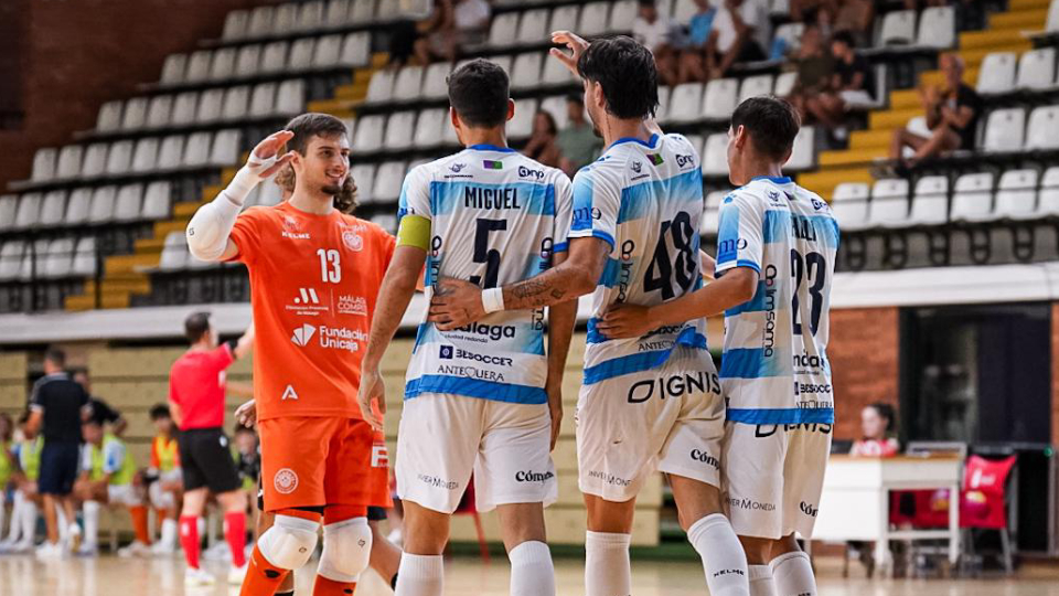 Estreno de pretemporada en Carranque con victoria (3-2)